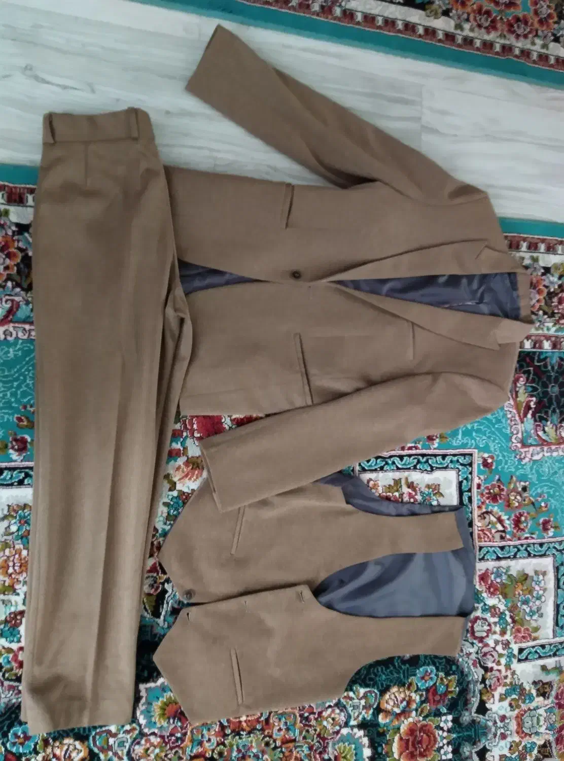 کت وشلوارسایز42|لباس|شوط, |دیوار