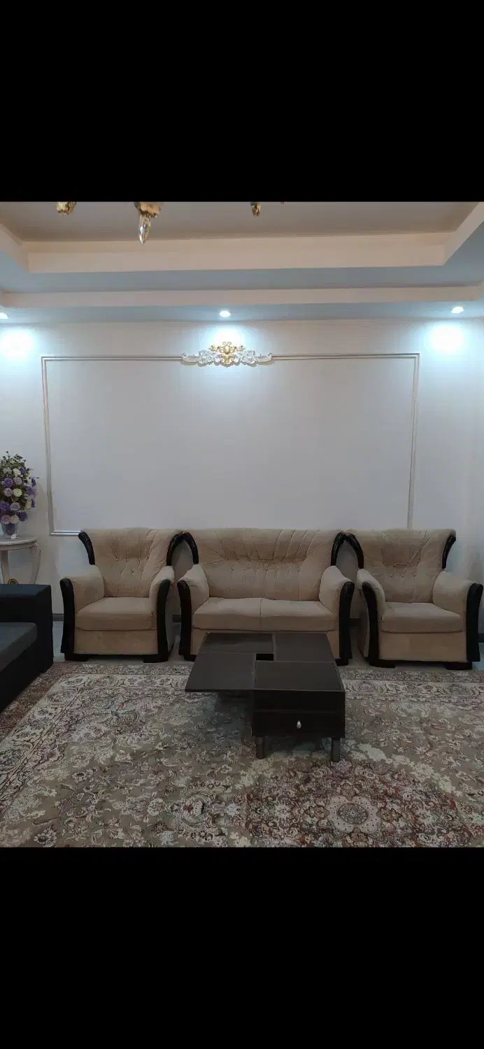 مبل نیم ست|مبلمان خانگی و میز عسلی|قزوین, |دیوار