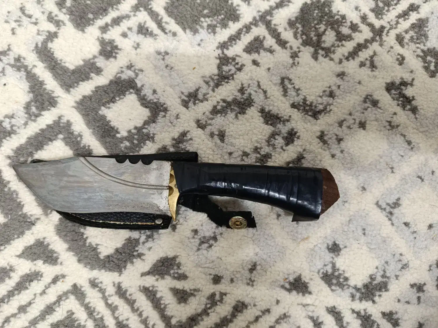 چاقو|کوهنوردی و کمپینگ|سبزوار, کلاته سیفر|دیوار