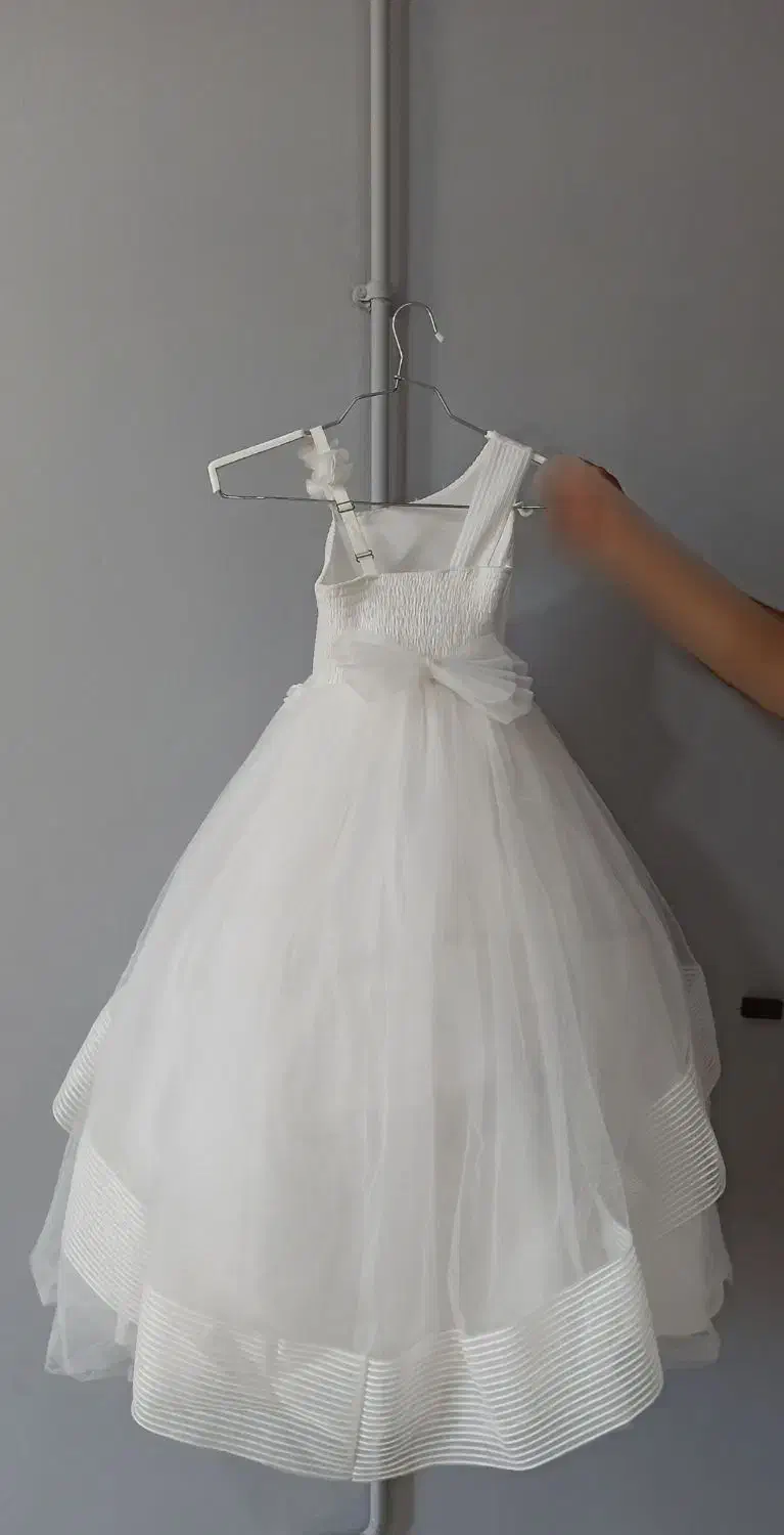 دو عدد لباس عروس بچگانه سایز ۴ و ۵ در حد نو|لباس|ایوان, |دیوار