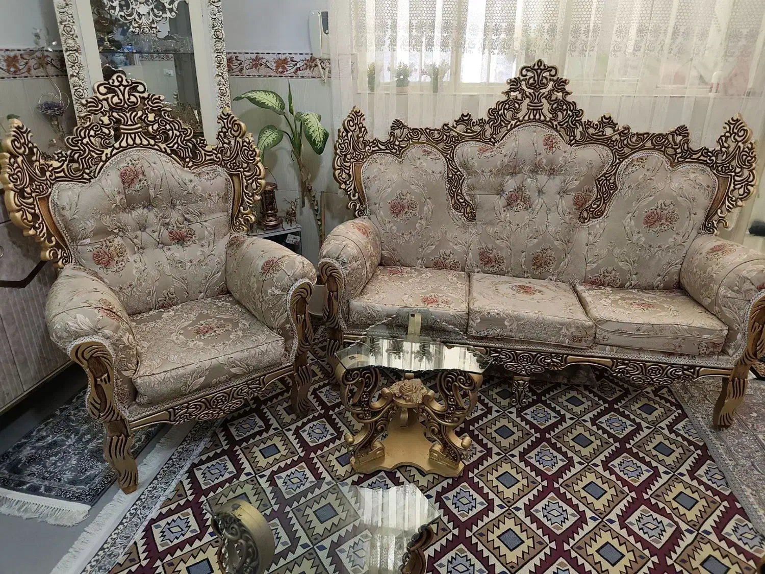 مبل راحتی|مبلمان خانگی و میز عسلی|تهران, میدان ولیعصر|دیوار