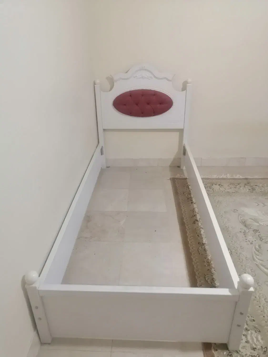 تخت یک نفره|تخت و سرویس خواب|کرج, اصفهانی‌ها|دیوار