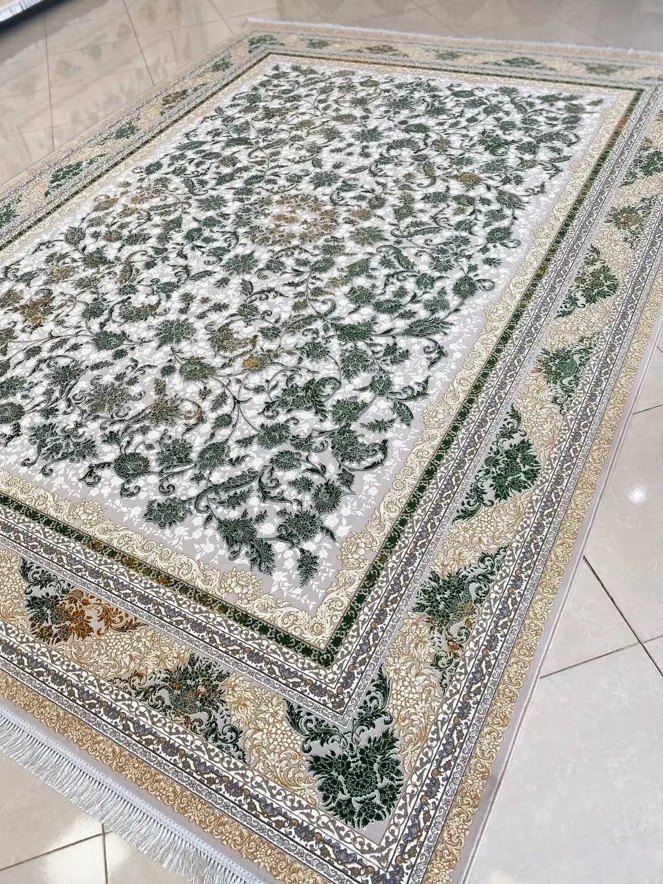 تولید کننده ۷۰۰شانه و۱۲۰۰شانه و۱۰۰۰شانه|فرش|کاشان, فاز ۱ ناجی آباد|دیوار