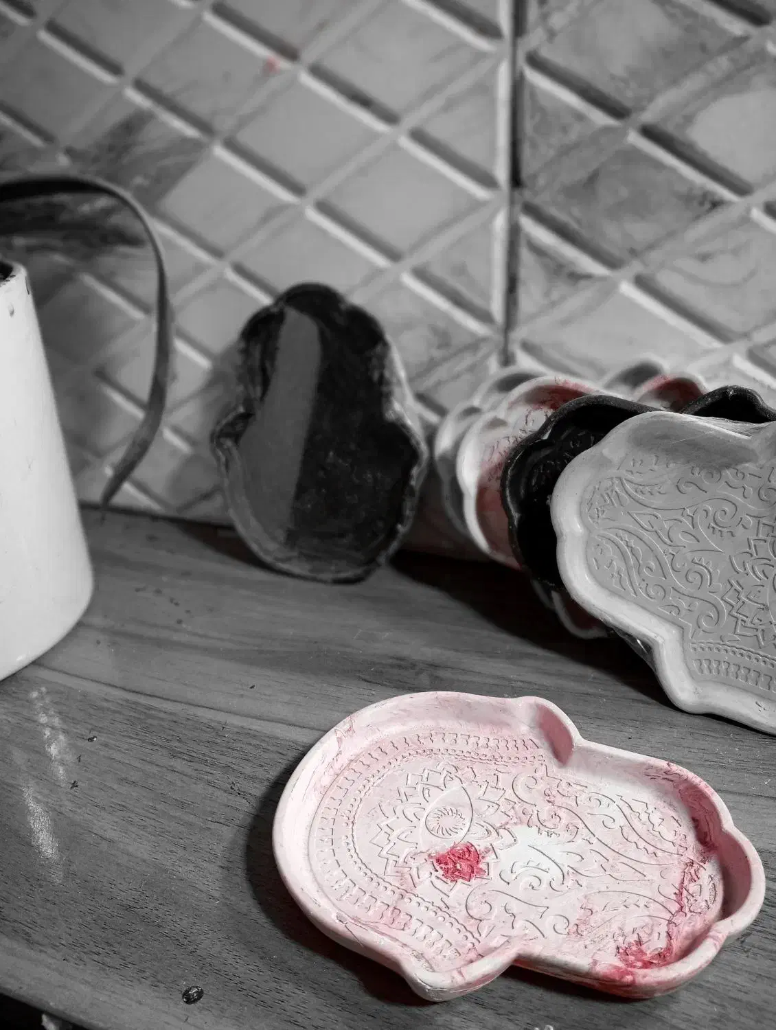 تعدادی قالب سنگ مصنوعی سیلیکونی وطلقی تغییرشغل|ابزارآلات|رشت, ولکس|دیوار