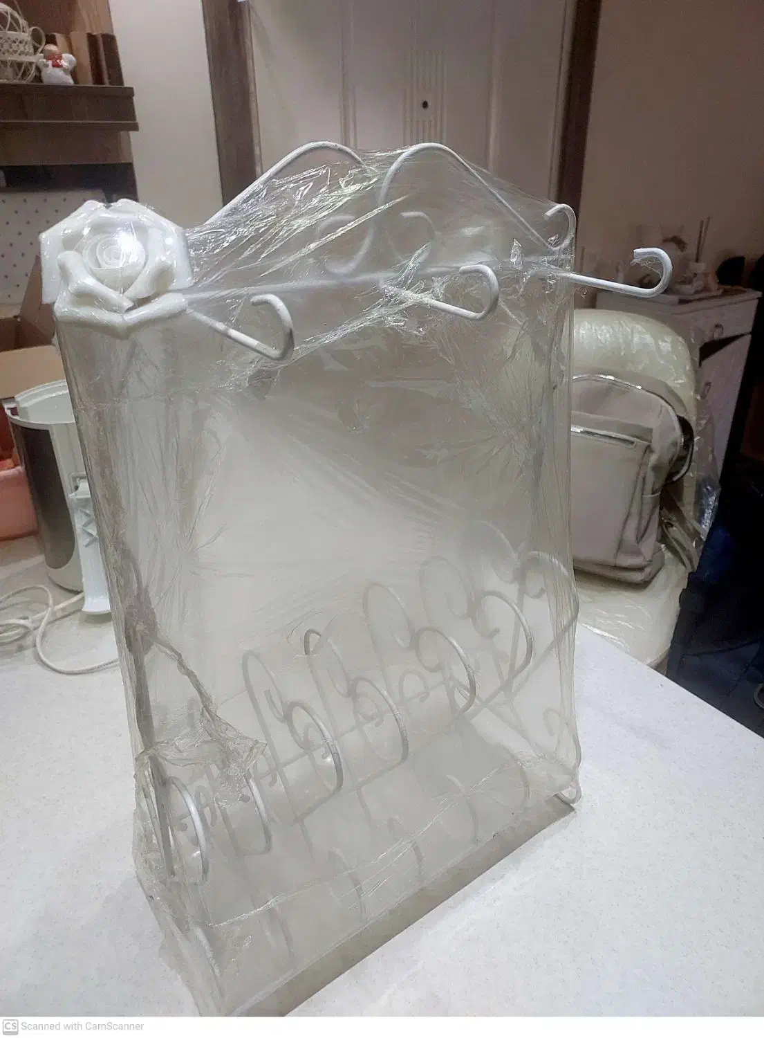 اسند جا ظرفی|آب‌چکان و نظم‌دهنده ظروف|تهران, آسمان|دیوار