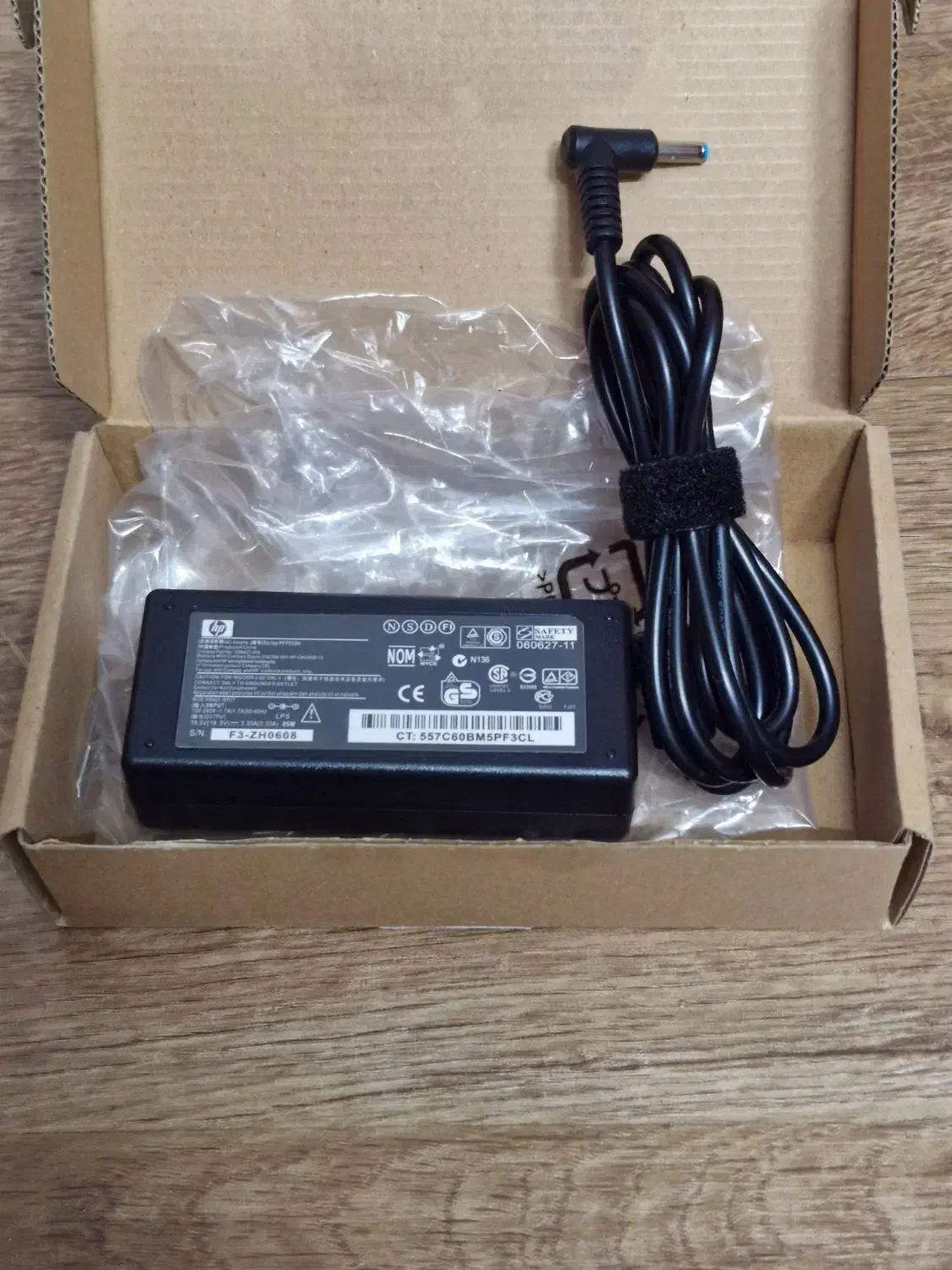 شارژر لپ‌‌تاپ|قطعات و لوازم جانبی رایانه|اصفهان, شهید رجایی|دیوار