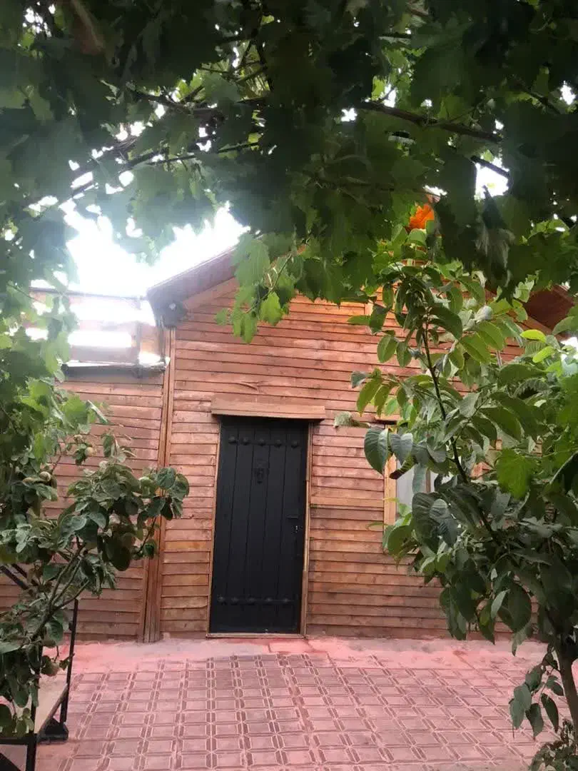 کلبه چوبی دنج ۹۰ متری مناسب خانواده و مجرد|اجارهٔ کوتاهمدت ویلا و باغ|بروجرد, |دیوار