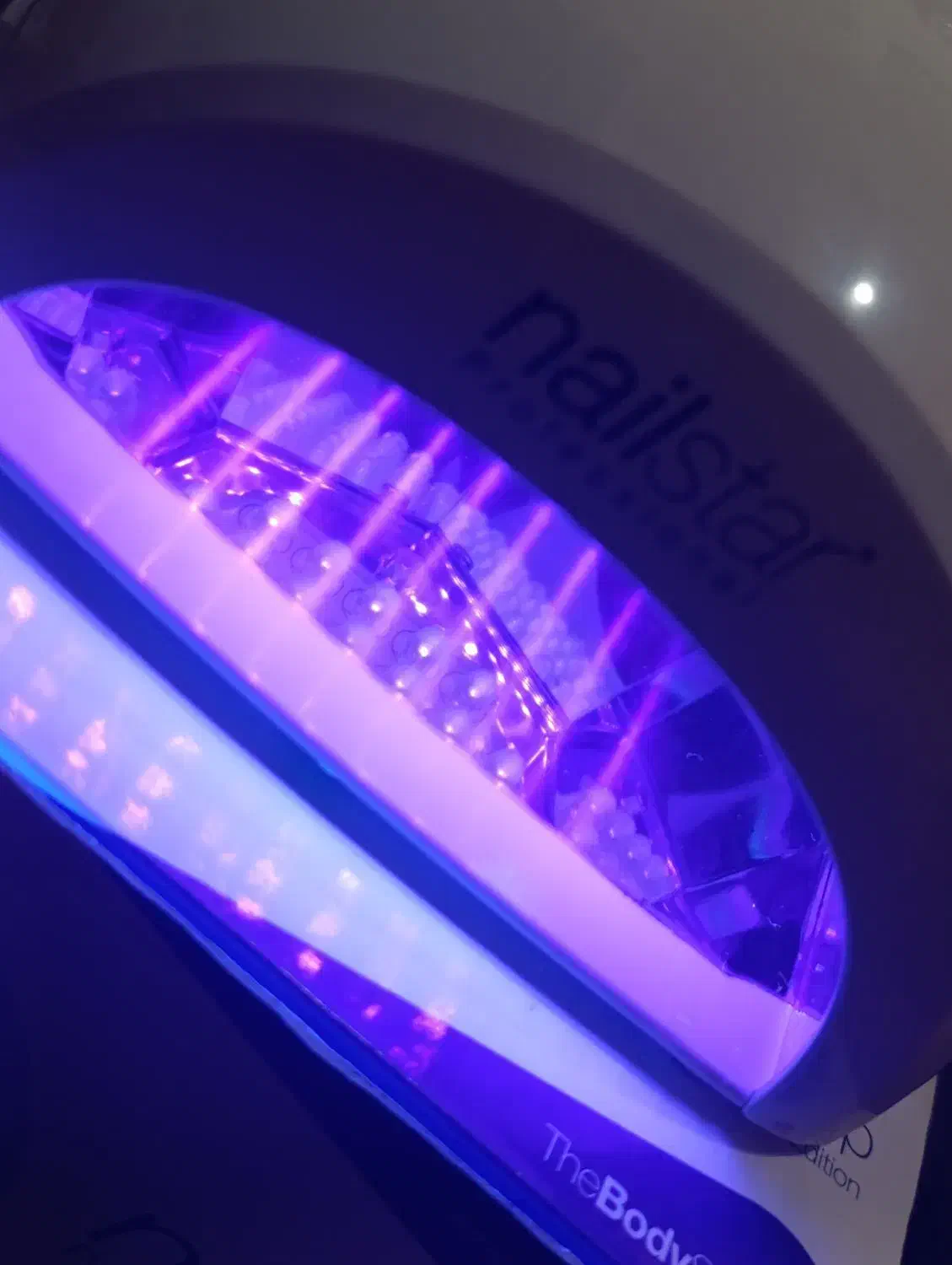 یووی اورجینال سایز کوچیک کاملا نو باکارتن۱۵۰۰تومن|آرایشی، بهداشتی، درمانی|قائم‌شهر, |دیوار