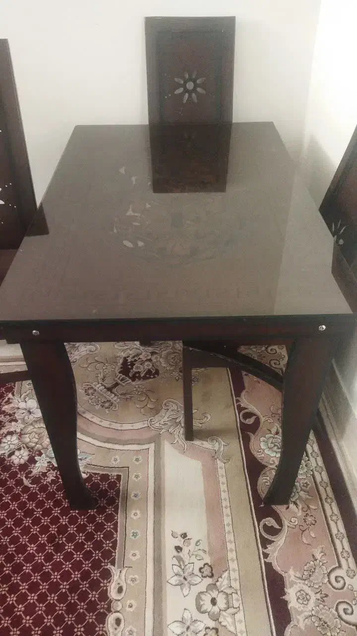 ناهار خوری|میز و صندلی غذاخوری|شهرضا, |دیوار