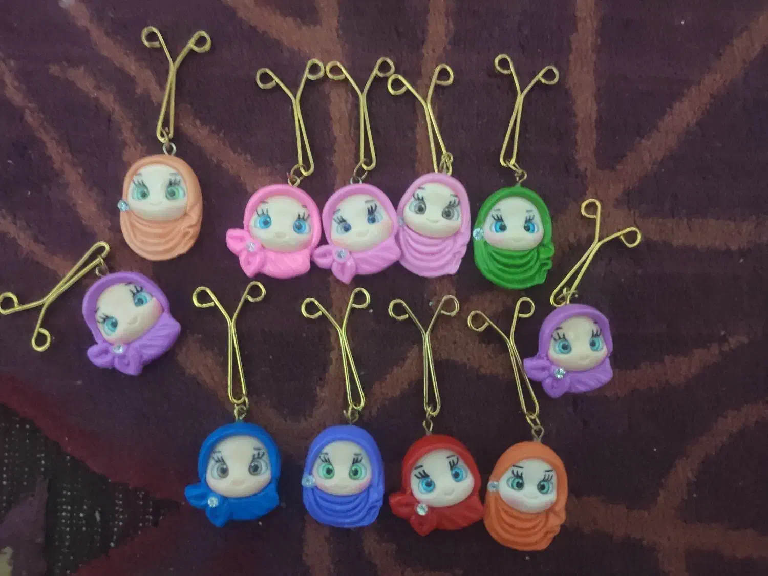 مقداری گیره روسری و گوشواره|بدلیجات|محمدشهر, شهرک چمران|دیوار