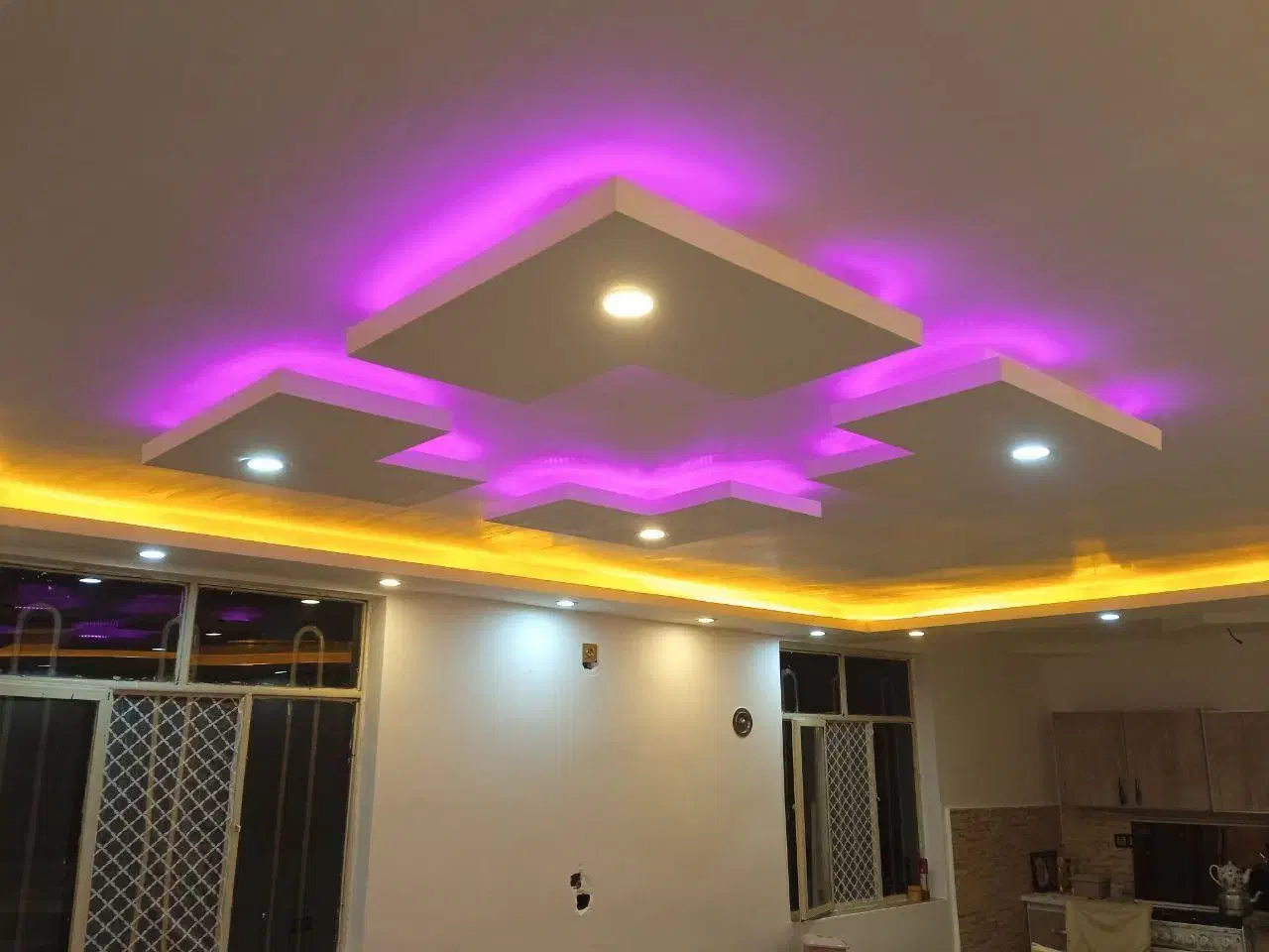 گچکاری|استخدام معماری، عمران و ساختمانی|صومعه‌سرا, |دیوار