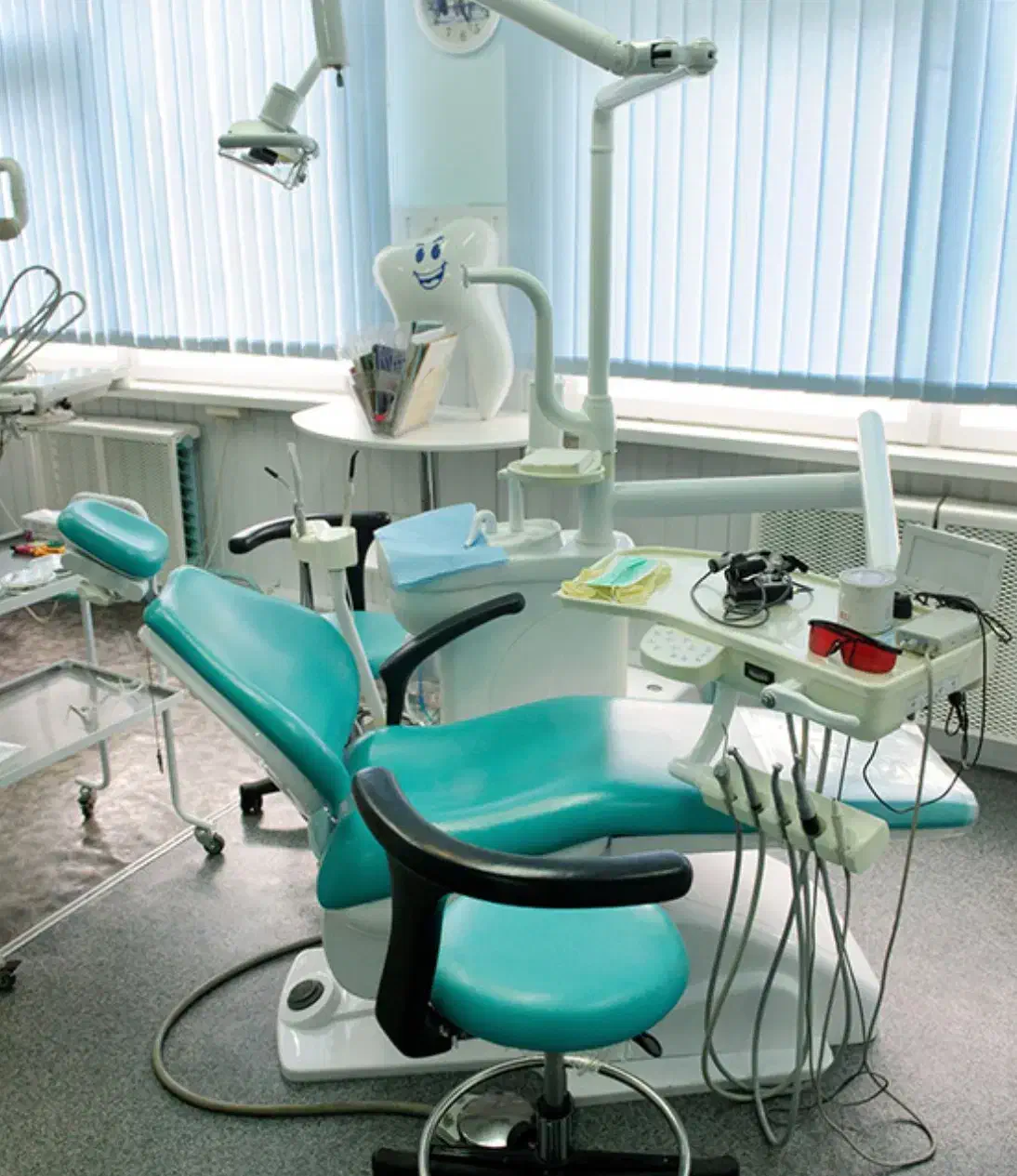 استخدام منشی مطب دندانپزشکی|استخدام درمانی، زیبایی، بهداشتی|کوهدشت, |دیوار