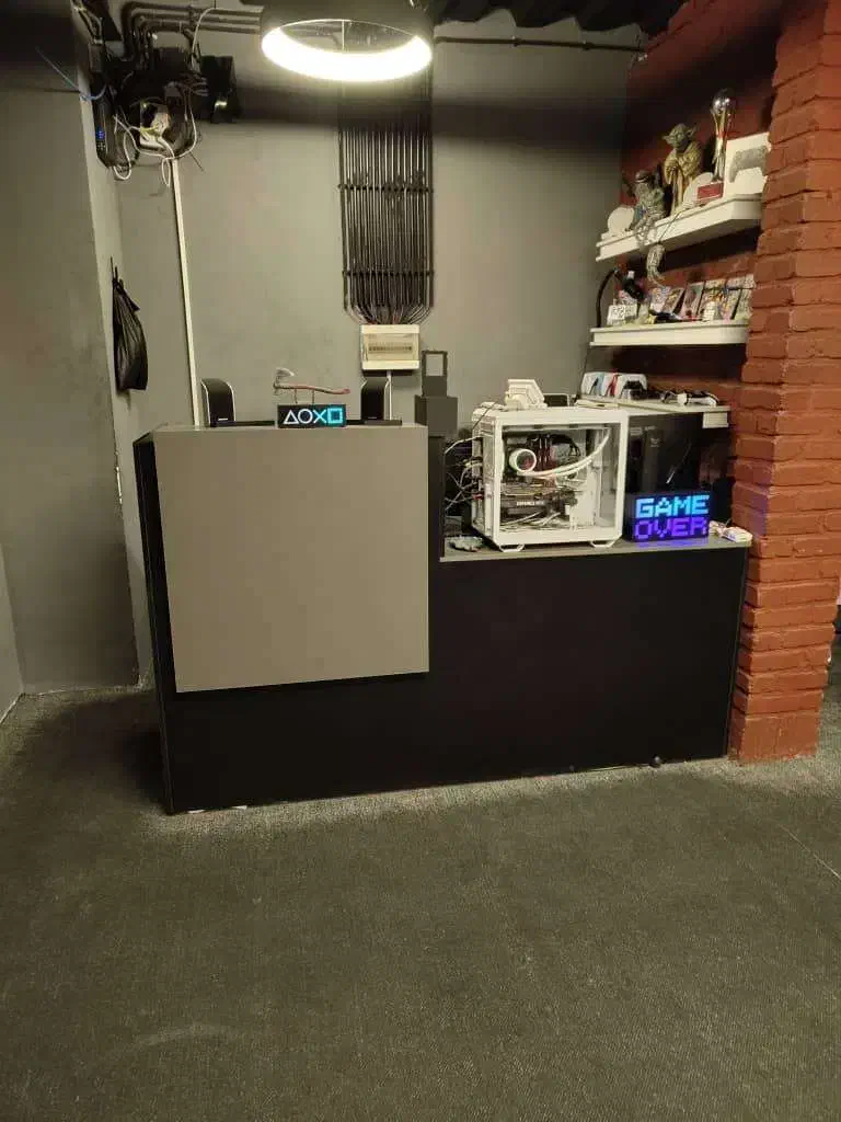 میز کانتر و شلف دیواری|فروشگاه و مغازه|تهران, سعادتآباد|دیوار