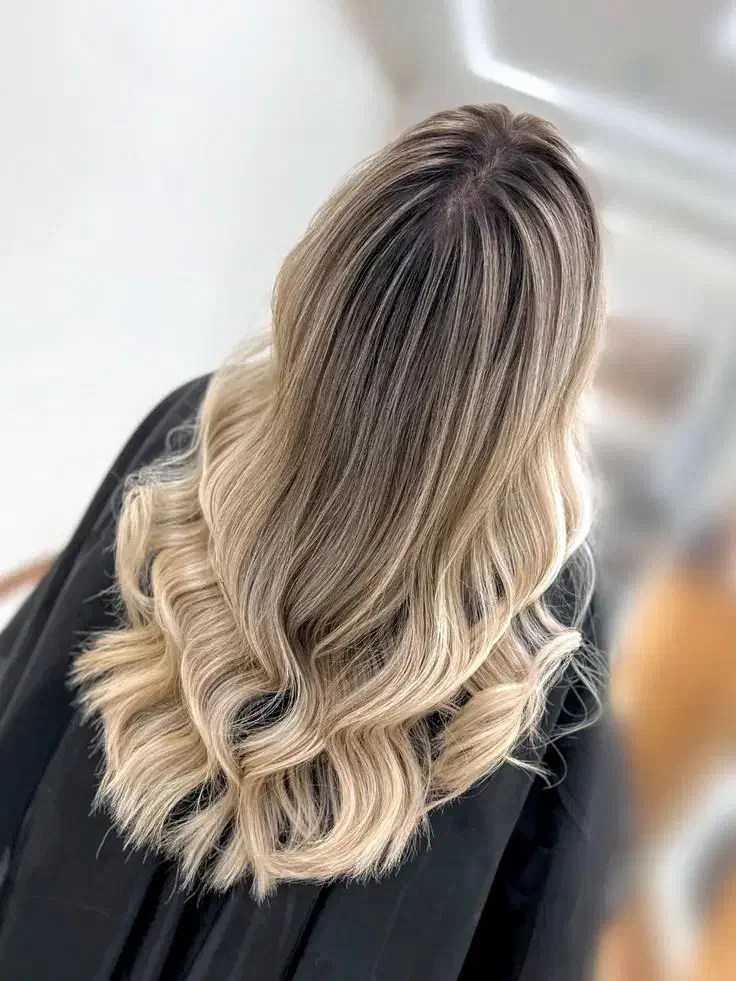 رنگ مو|خدمات آرایشگری و زیبایی|مشهد, یاس|دیوار