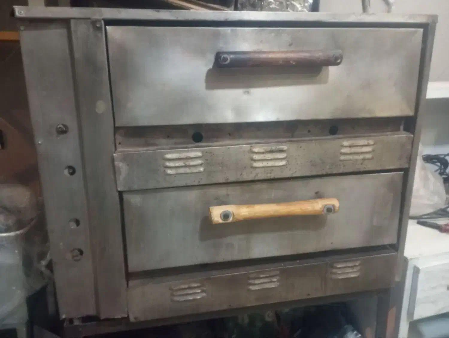 فر پیتزا و ظرف پیتزا|کافی‌شاپ و رستوران|قم, بنیاد|دیوار