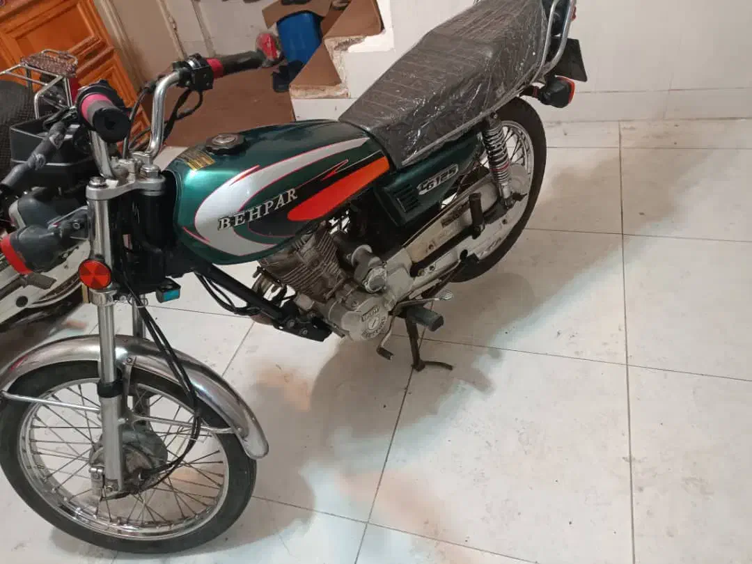 موتور هندا بهمراه ۱۲۵ مدل ۱۴۰۱|موتورسیکلت|مشهد, نکاح|دیوار