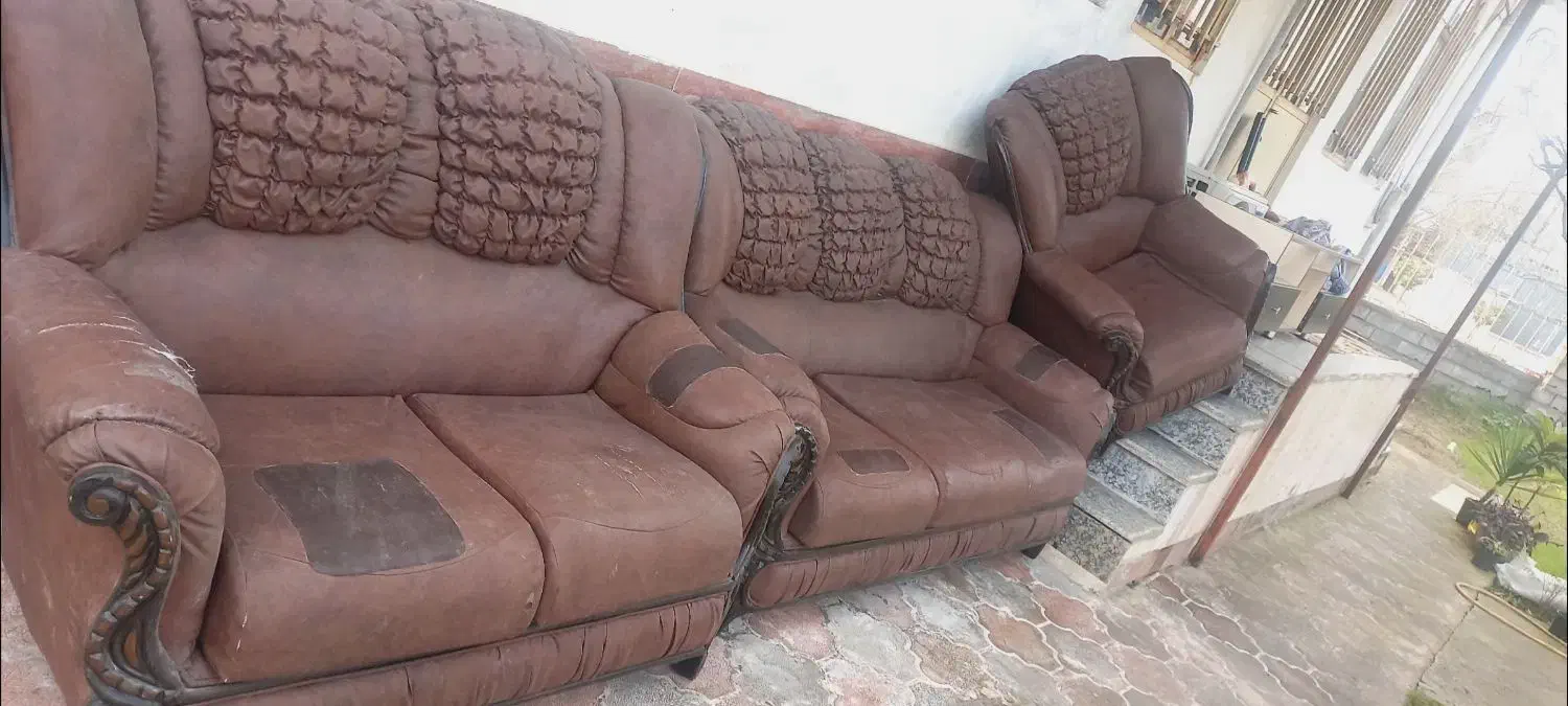 مبل راحتی|مبلمان خانگی و میز عسلی|لاهیجان, طالقانی|دیوار