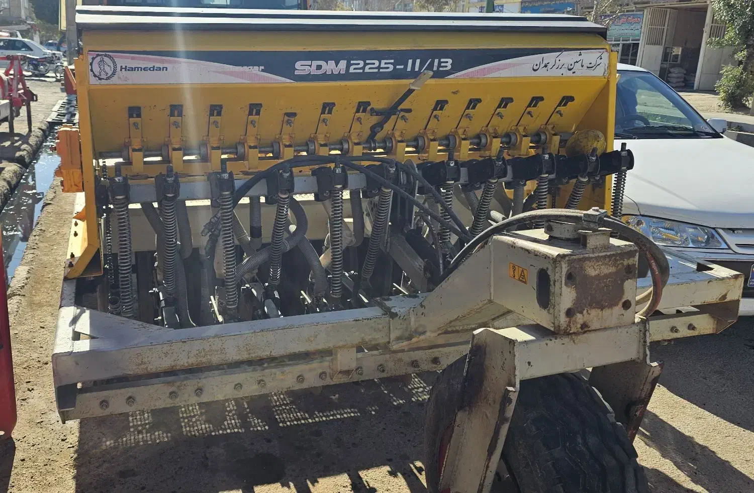 عمیقکار. ردیفکار ماشین برزگر. و کشتگستر|ماشینآلات صنعتی|کبودرآهنگ, |دیوار