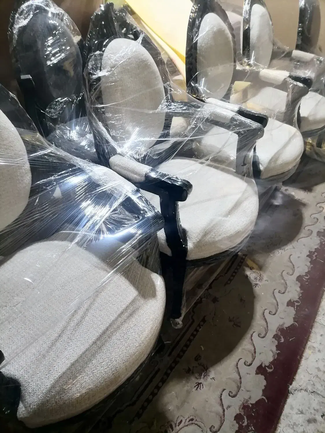 مبل سلطنتی 9 نفره|مبلمان خانگی و میز عسلی|فردیس, داوری|دیوار