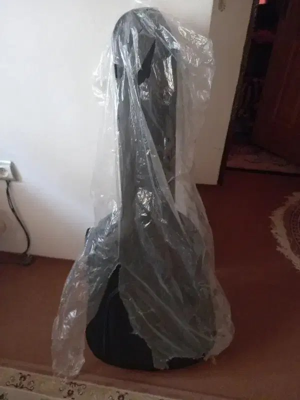 کیف گیتار چرم داخل خز|گیتار، بیس، امپلیفایر|ایزدشهر, |دیوار