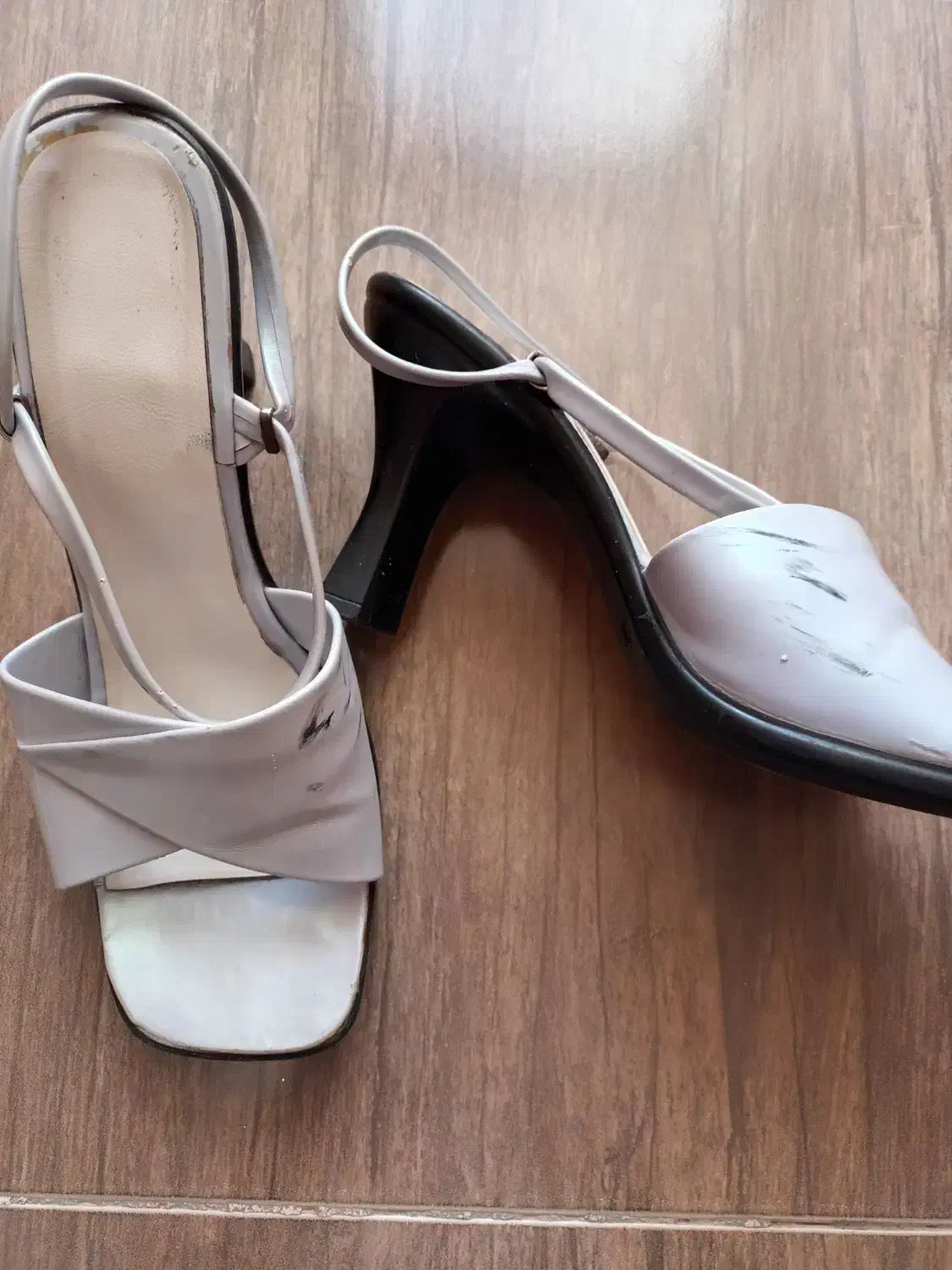 یکی سایز ۳۹ یکی سایز ۴۰|کیف، کفش، کمربند|کرمان, |دیوار