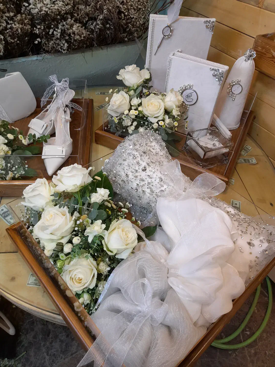 دیزاین ماشین عروس دسته گل ژورنالی|خدمات پذیرایی، مراسم|ری, بازار گل خاوران|دیوار