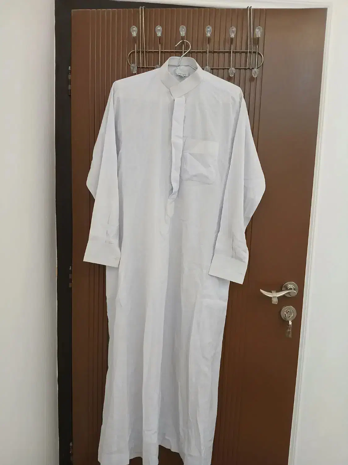 دشداشه|لباس|قم, الغدیر|دیوار