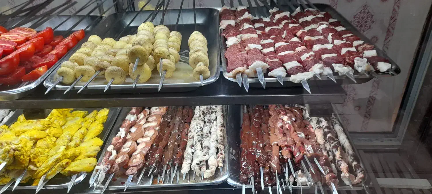 نیازمند منقل دار و تخته کار حرفه ای (استخدام)|استخدام خدمات فروشگاه و رستوران|رفسنجان, |دیوار