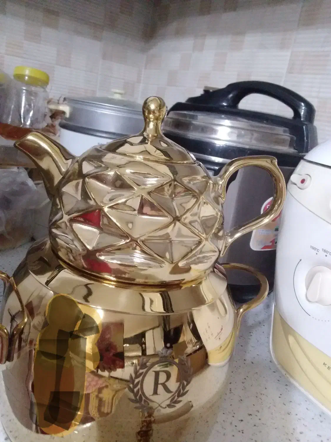 کتری قوری طرح ترک طلایی نوی نو|قوری، کتری، قهوه‌ساز دستی|خرم‌آباد, |دیوار