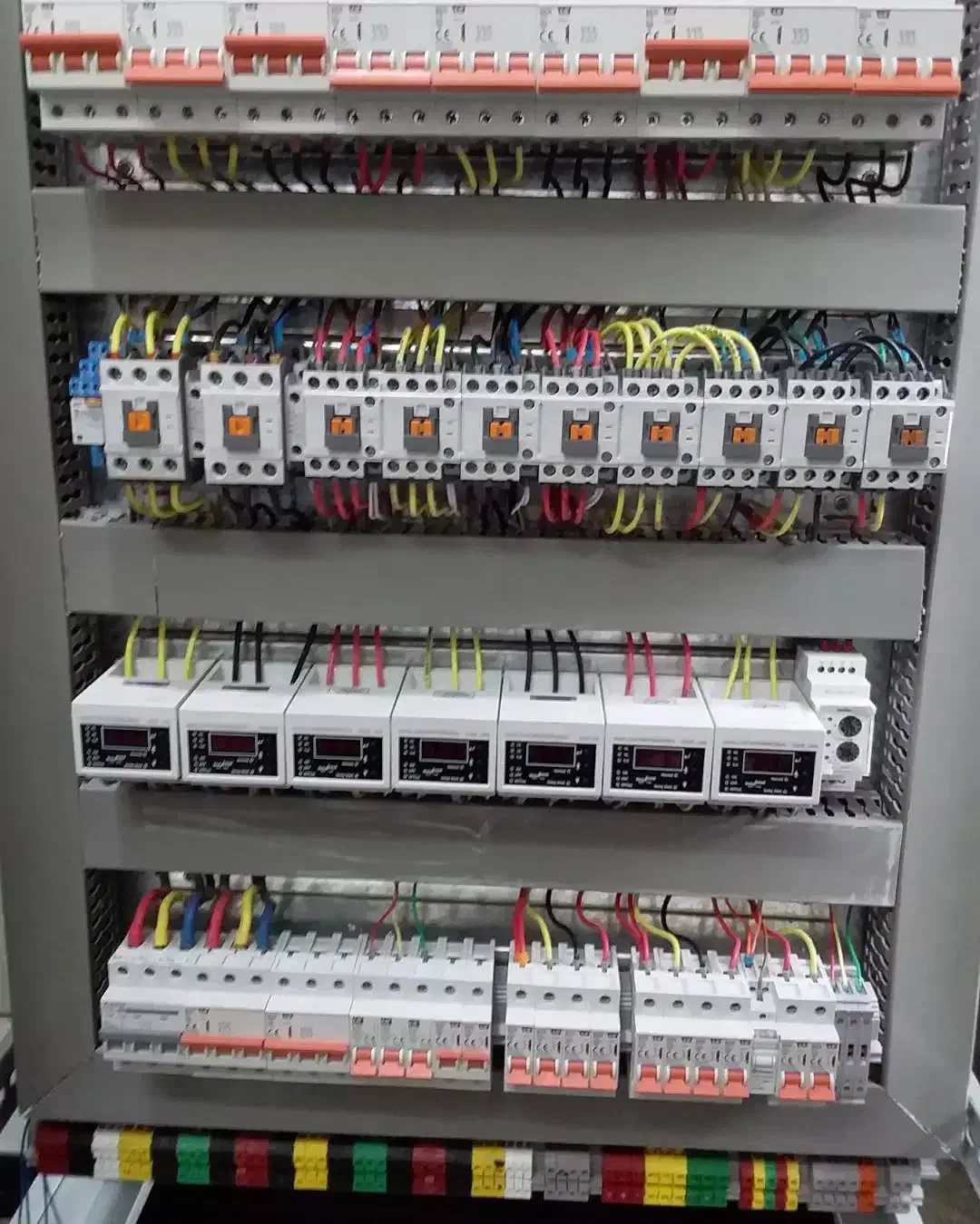 بانک خازنی برق صنعتی|ماشین‌آلات صنعتی|چابهار, |دیوار