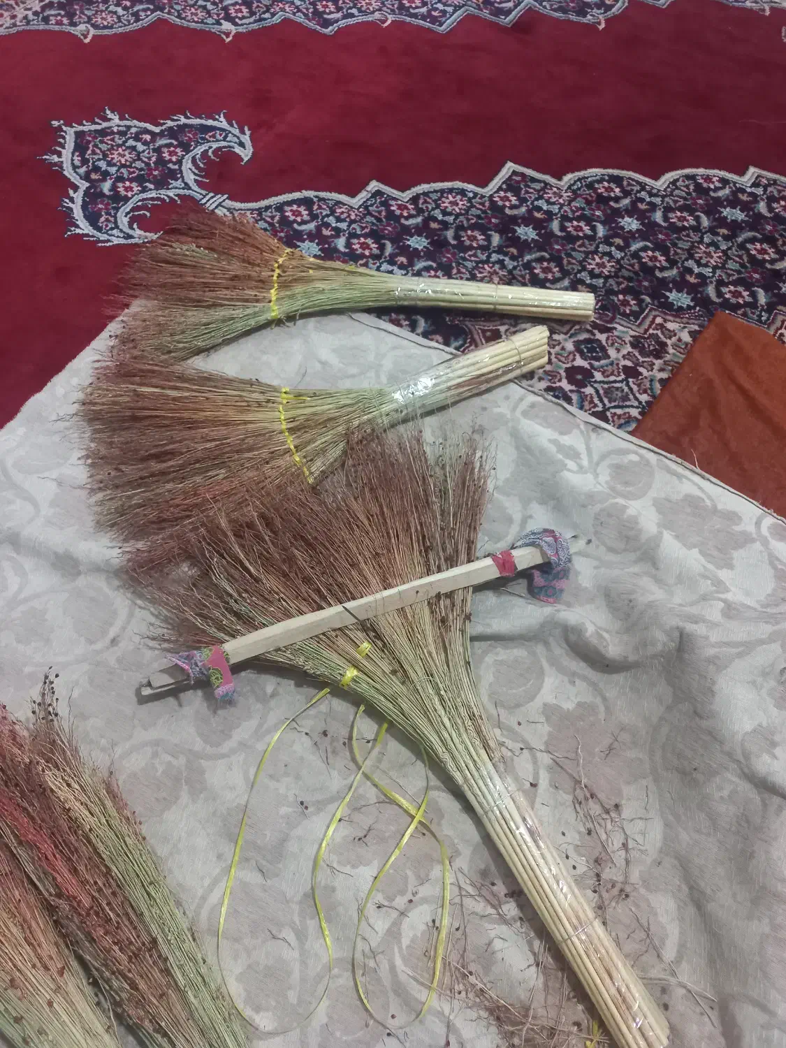 جارو شیرازی ذرتی|لوازم نظافت|خرم‌آباد, |دیوار