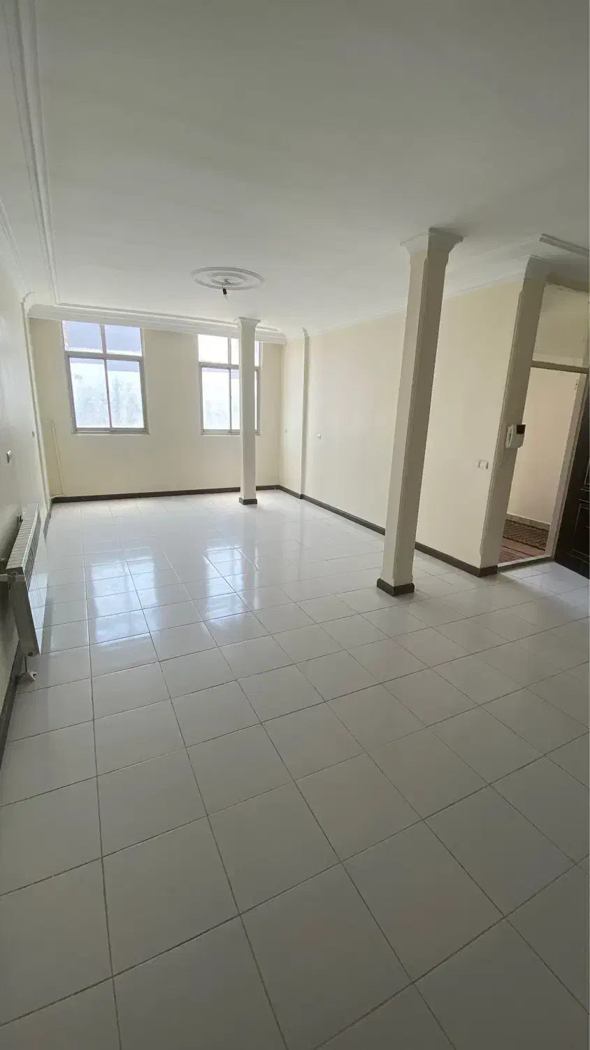 ۸۵ متر والفجرافسریه/ویلایی/بازسازی کامل