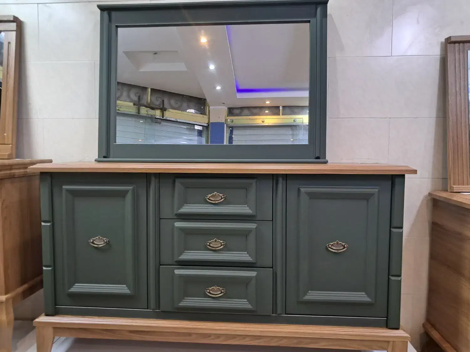 میز تی وی وآینه کنسول وجاکفشی|میز تلویزیون|اراک, |دیوار