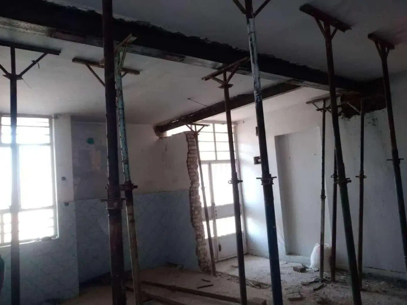 تخریب ساختمان و آهنکشی|خدمات پیشه و مهارت|اهواز, پادادشهر|دیوار