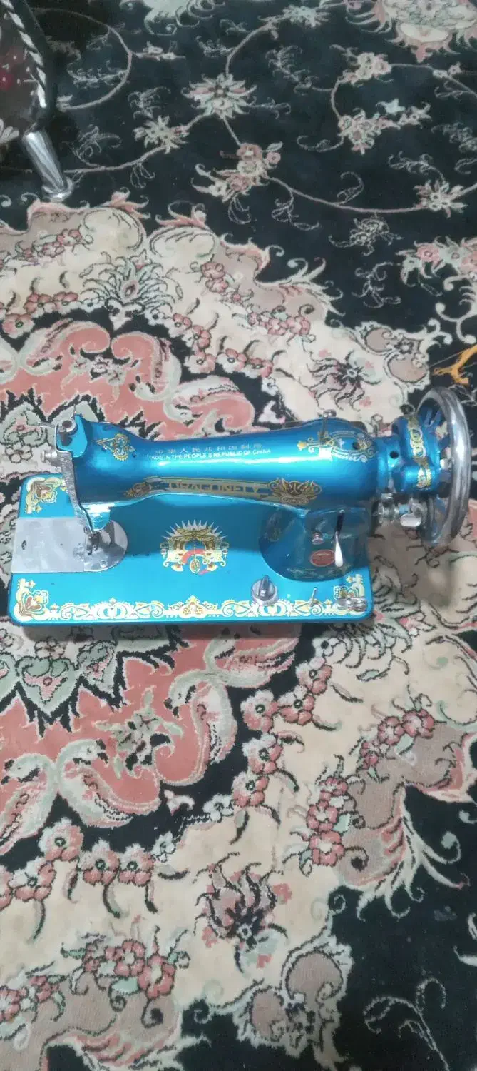 چرخ خیاطی|چرخ خیاطی و ریسندگی|گلبهار, شهر جدید گلبهار|دیوار