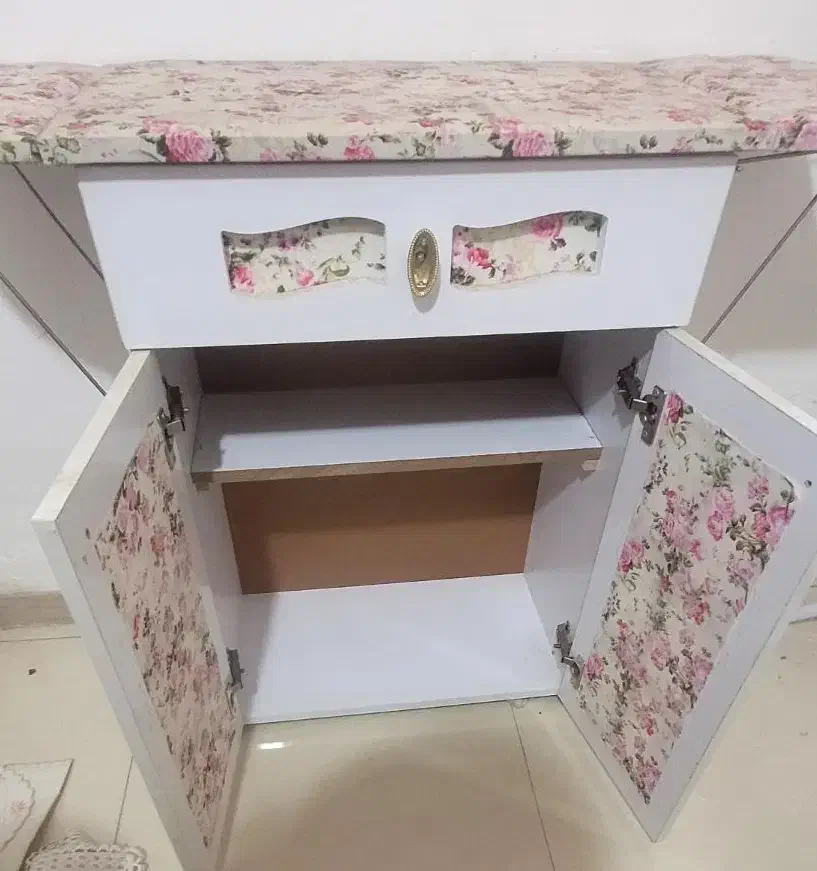 میز اتو و چرخ خیاطی|اتو و لوازم اتو|قم, بلوار امین و ساحلی|دیوار