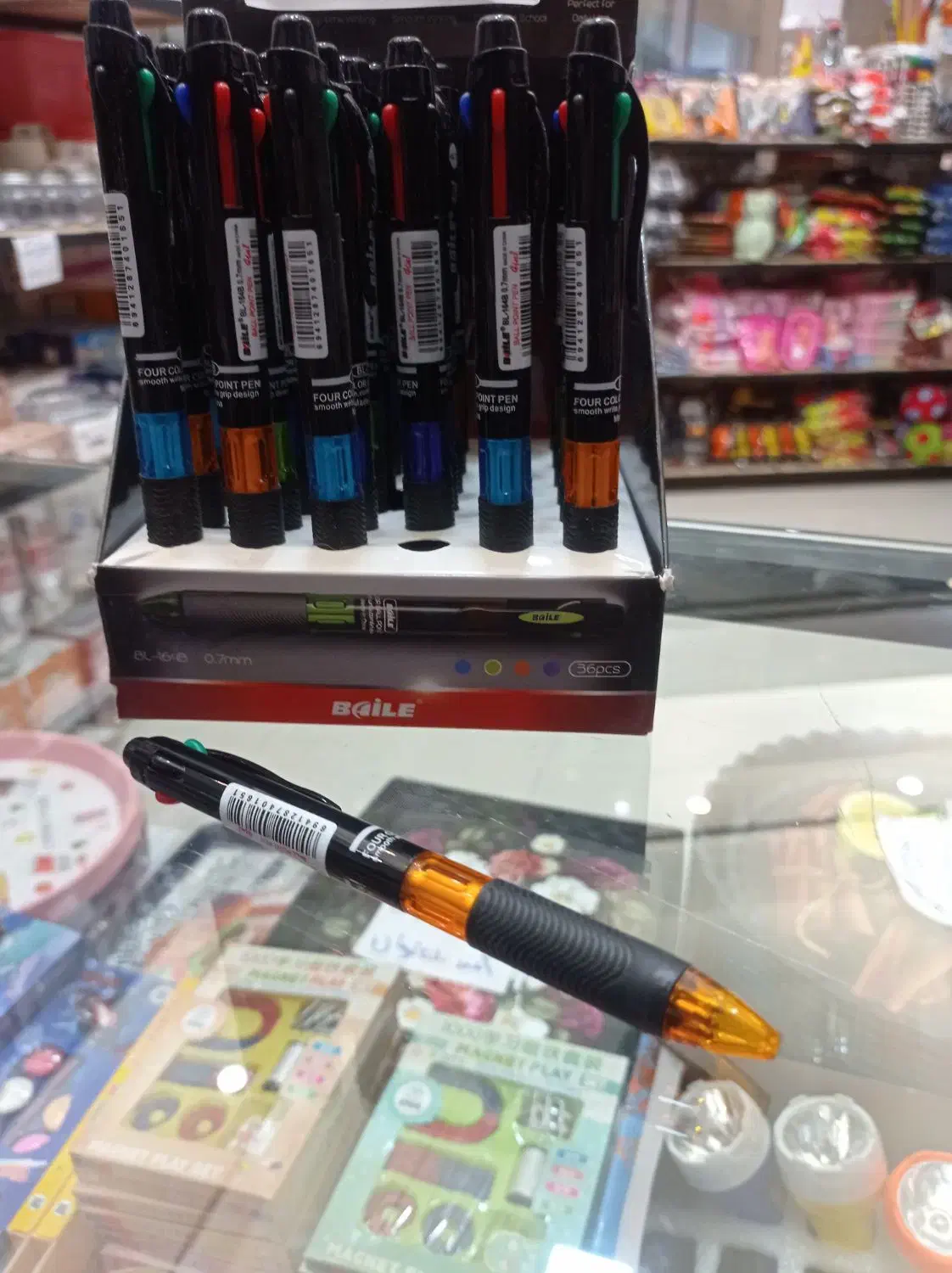 خودکار چهار رنگ|لوازم التحریر|مشهد, عیدگاه|دیوار