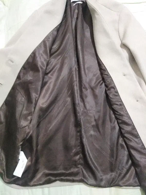 پالتو|لباس|یاسوج, |دیوار