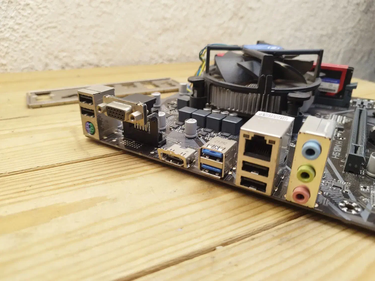 باندل نسل ۱۰ گیمینگ h510 گیگا + 10400 + ram8 درحد|قطعات و لوازم جانبی رایانه|تهران, شیخ هادی|دیوار