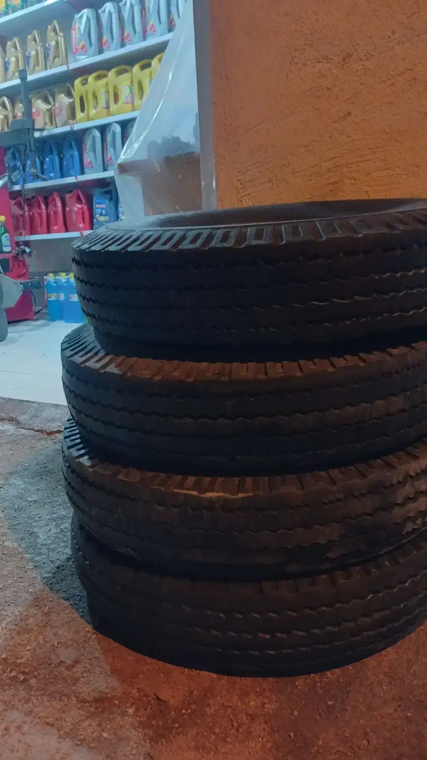 لاستیک نیسانی|قطعات یدکی و لوازم جانبی|ساوه, |دیوار