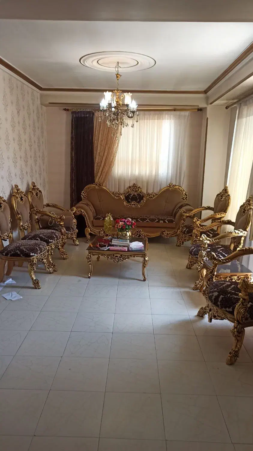 مبل 9نفره سلطنتی ورق طلا|مبلمان خانگی و میز عسلی|محمدشهر, محمدشهر|دیوار