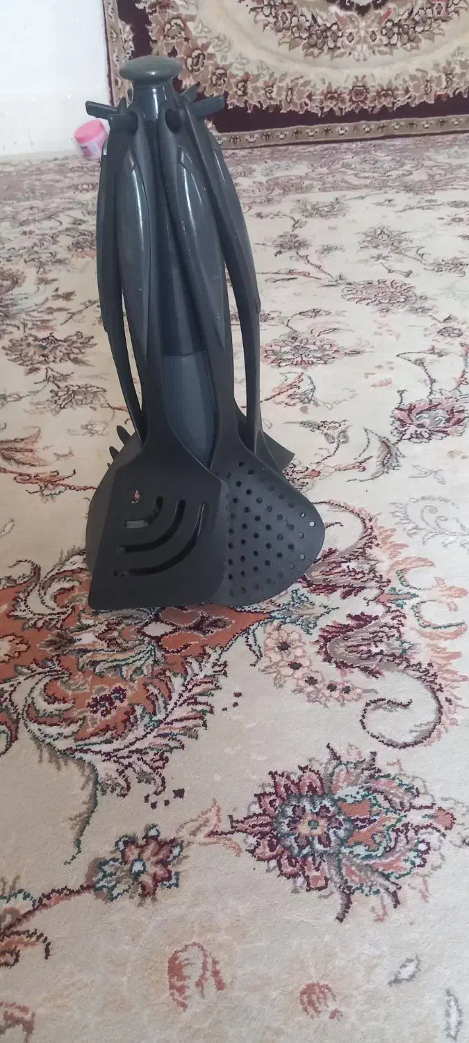 کفگیر وملاقه|ظروف پخت‌وپز|کرمانشاه, |دیوار