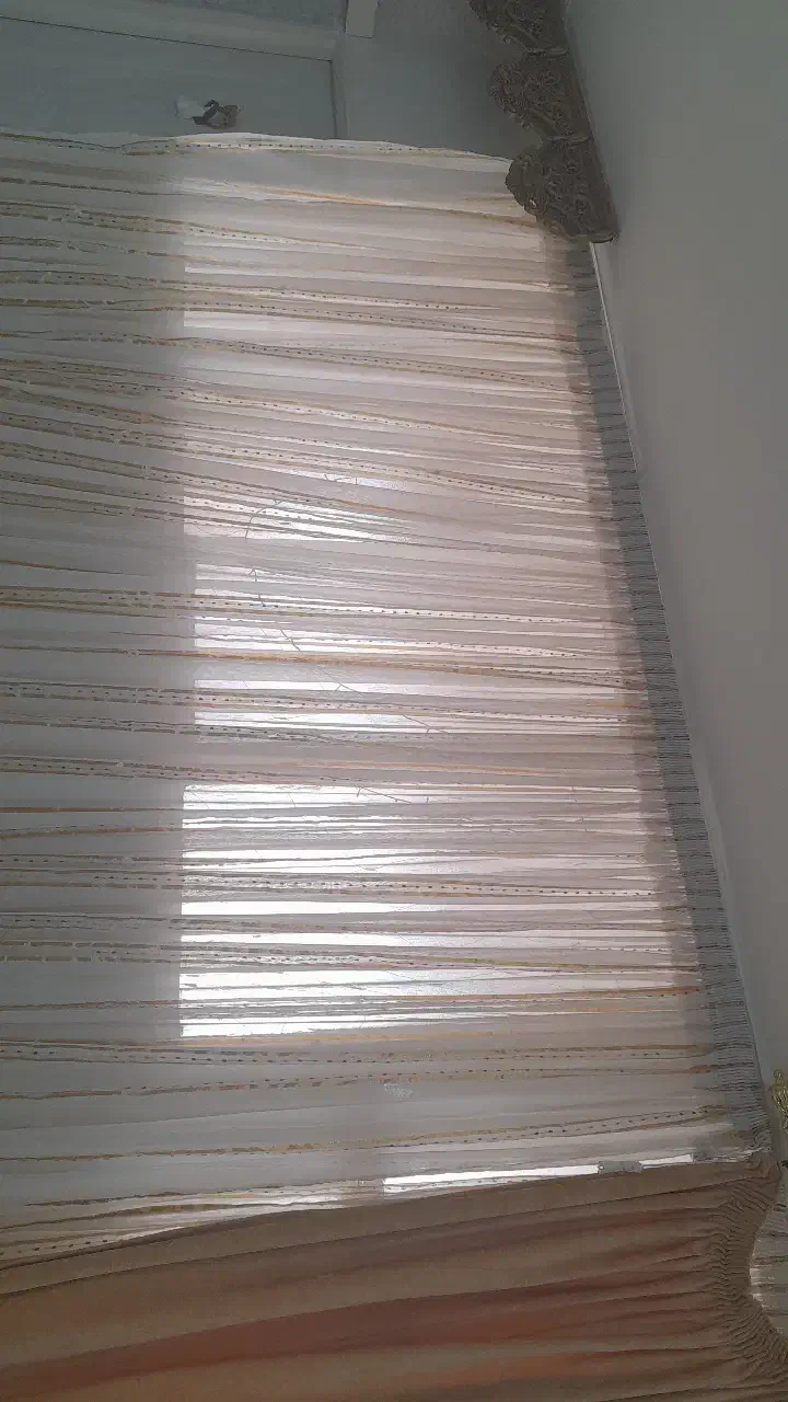 ۳۳مترپرده تمیزوبدون پارگی|پرده، رانر، رومیزی|تربت‌حیدریه, شهرک ولیعصر|دیوار