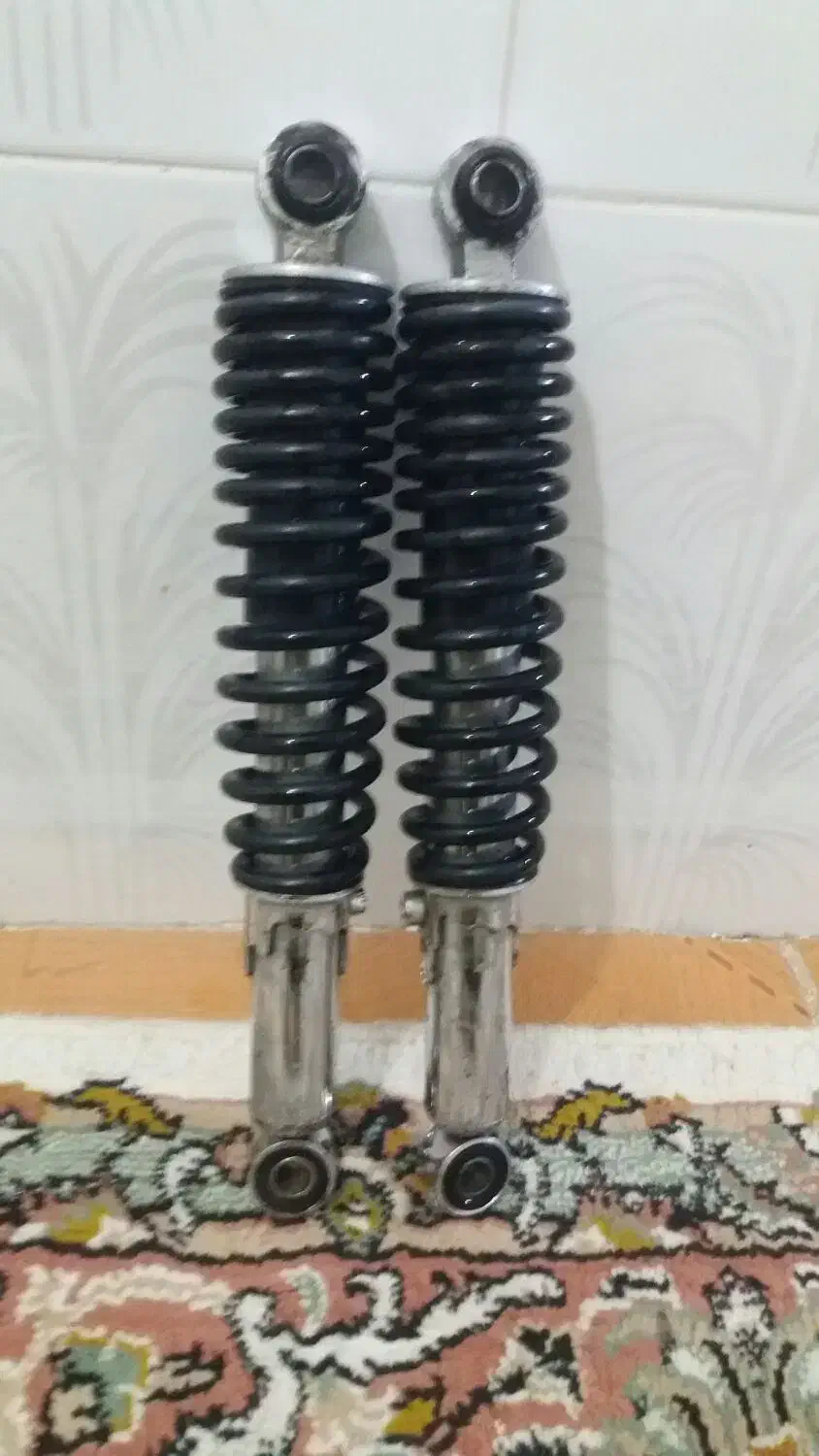 کمک عقب سی جی ال|قطعات یدکی و لوازم جانبی|سبزوار, مدرس|دیوار