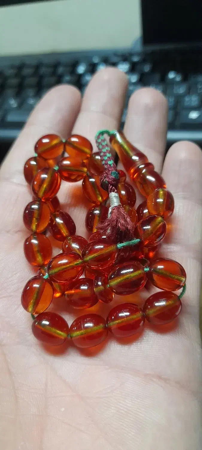 تسبیح سندلوس|کلکسیون اشیاء عتیقه|قدس, شهر‌قدس|دیوار