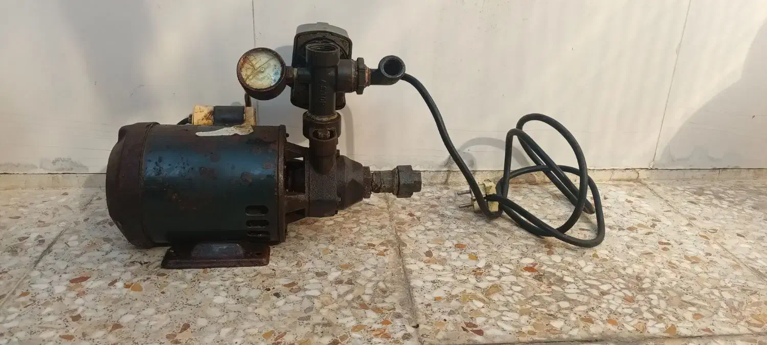 فروش پمپ آب قیمت مناسب|مصالح و تجهیزات ساختمان|آبادان, |دیوار