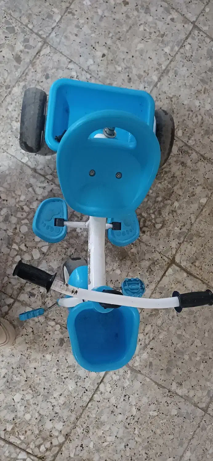 سه چرخه مناسب سه تا ۵ سال|اسباببازی بچه|رشت, کوی حسینی|دیوار