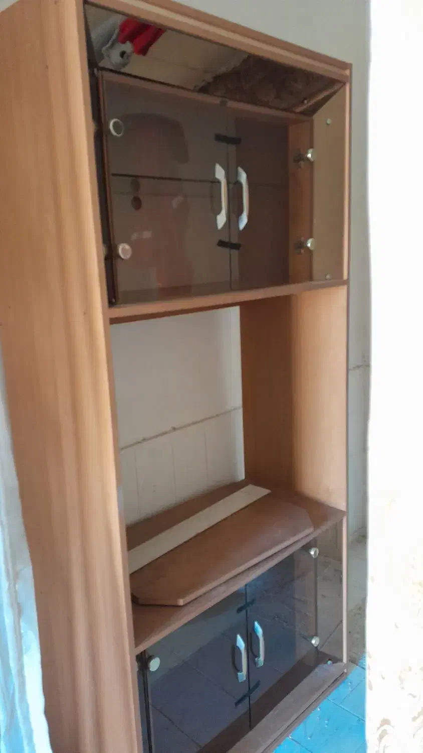 یک عدد میز|میز تلویزیون|اهواز, فدک|دیوار