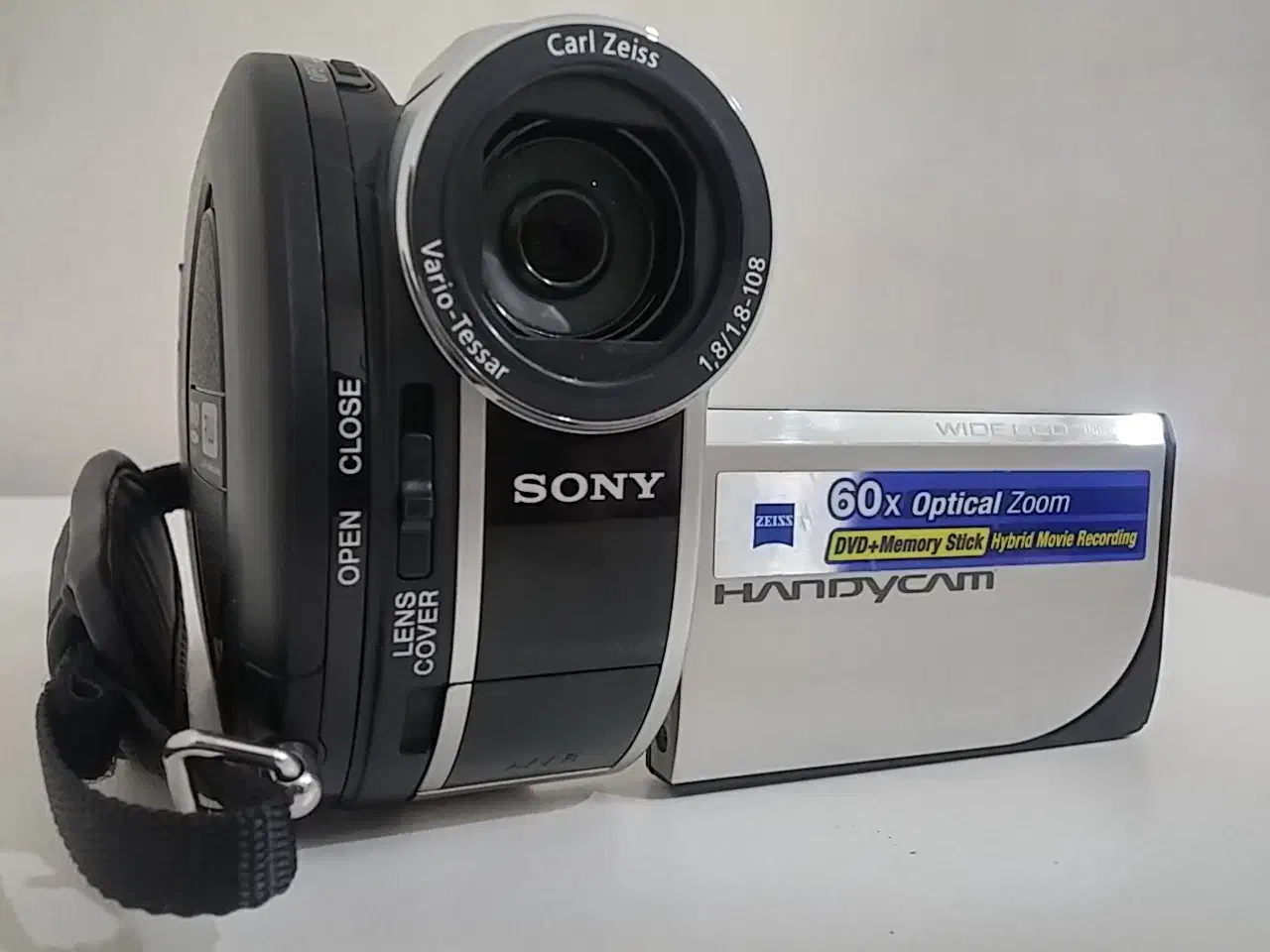 SONY|دوربین عکاسی و فیلم‌برداری|تهران, جوادیه|دیوار