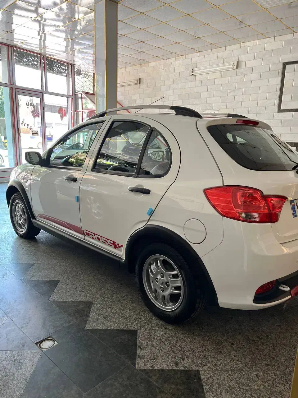 کوئیک Rمدل ۱۴۰۰ کم کار بینظیر ( معاوضه نقد اقساط )|خودرو سواری و وانت|تبریز, |دیوار